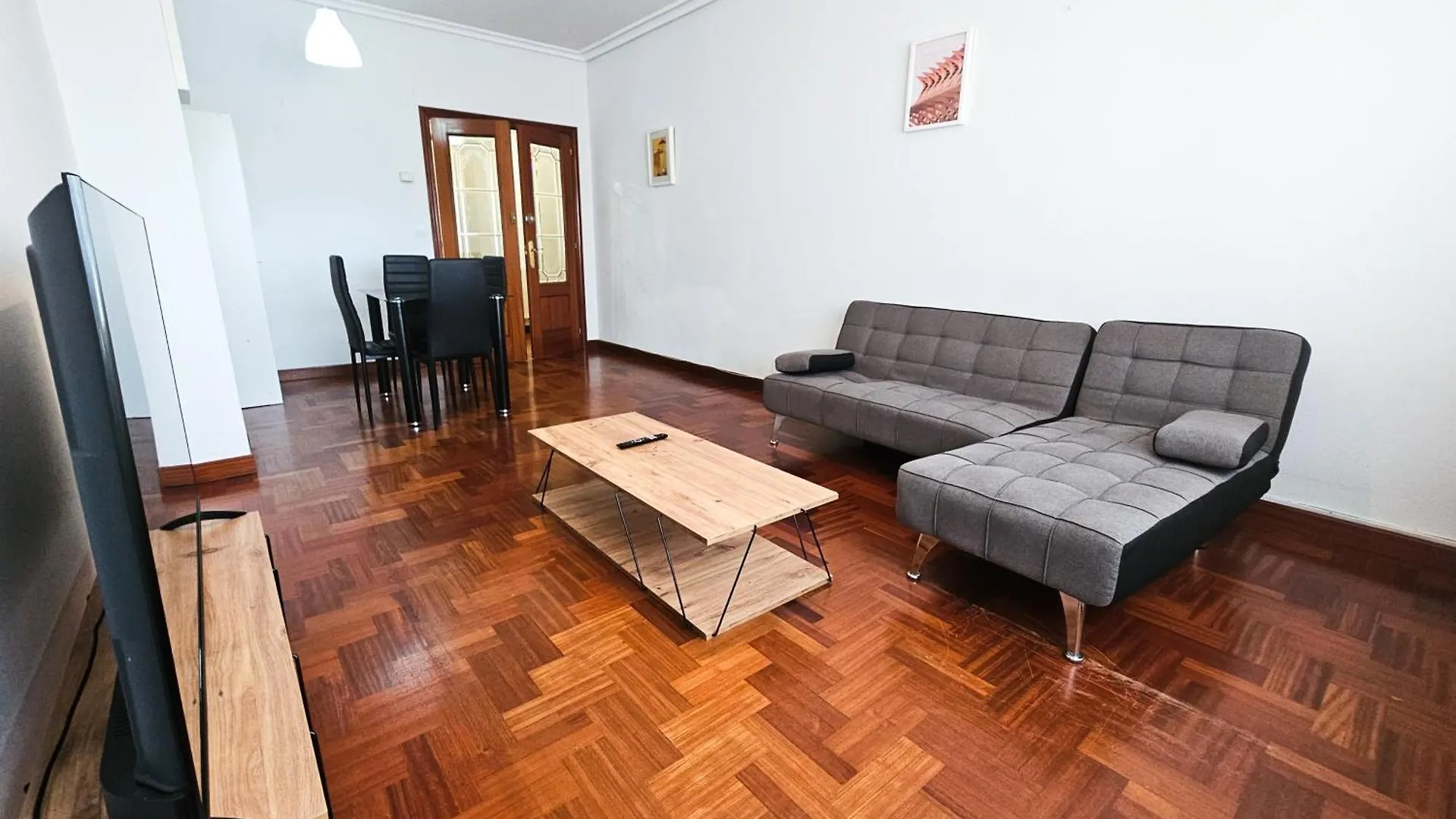 Centrico Y Amplio Piso En Bilbao Apartment