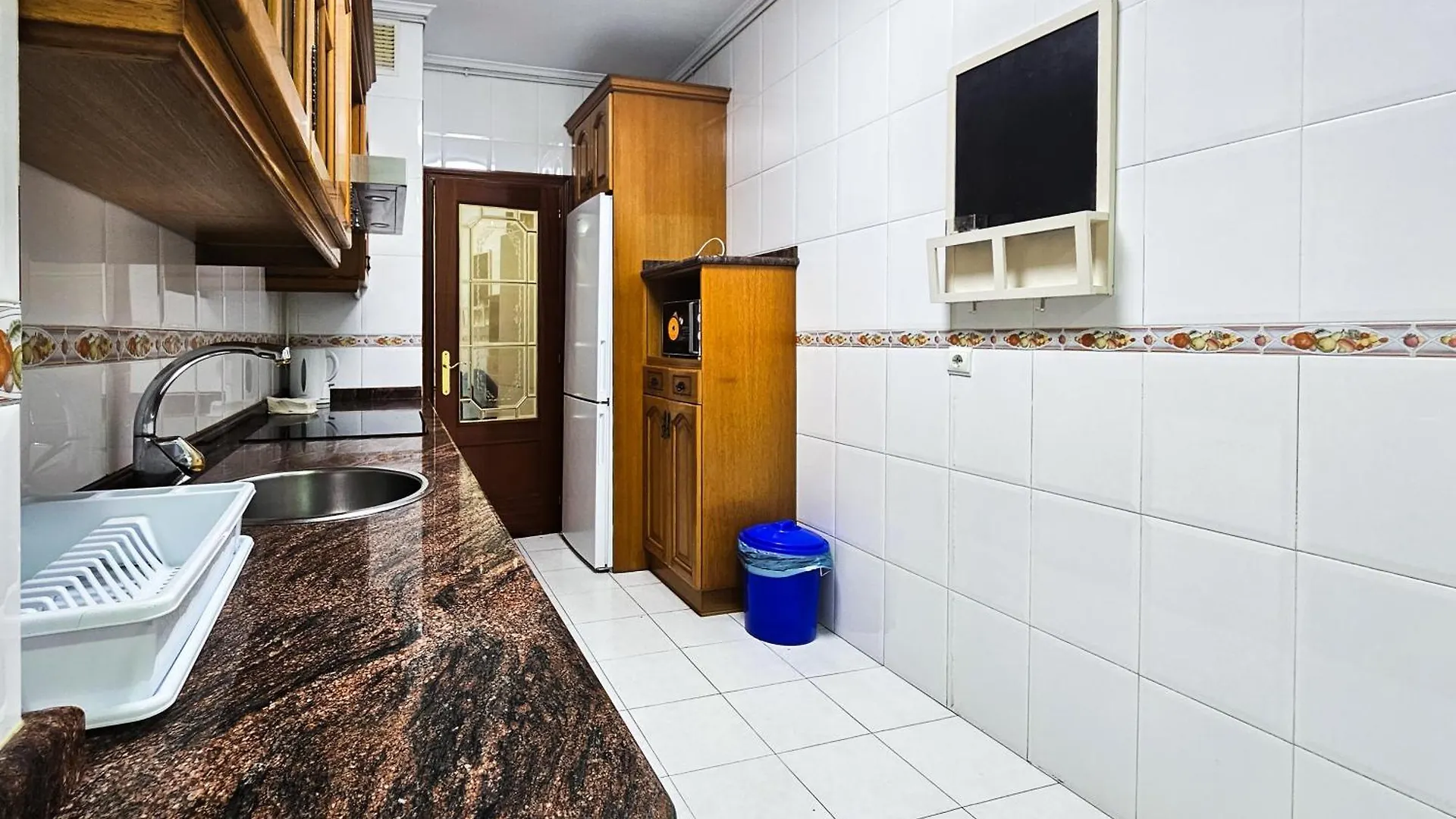Centrico Y Amplio Piso En Bilbao Apartment