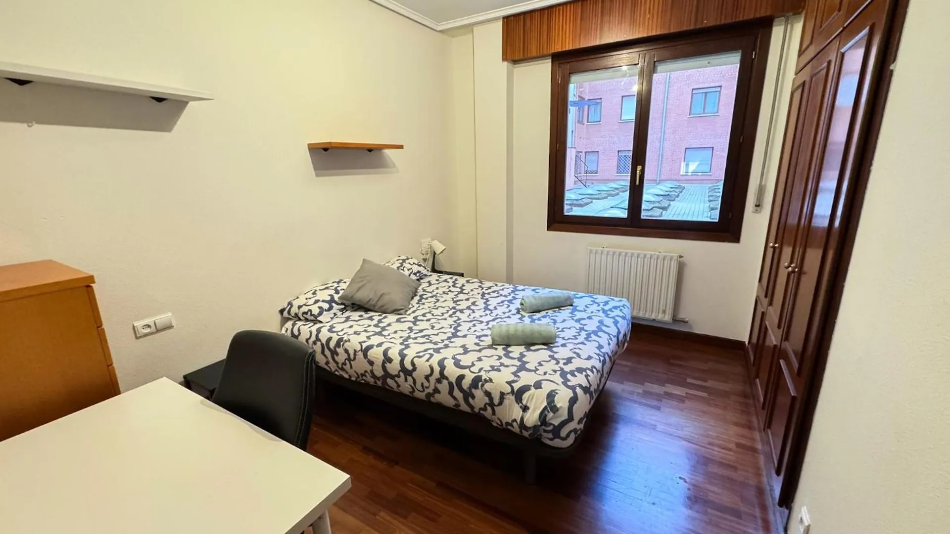 Centrico Y Amplio Piso En Bilbao Apartment Spain