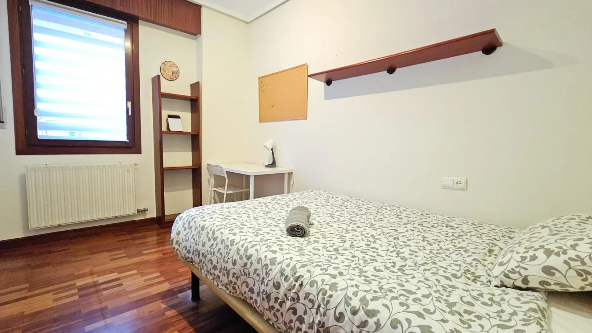 Centrico Y Amplio Piso En Bilbao Apartment 0*,  Spain