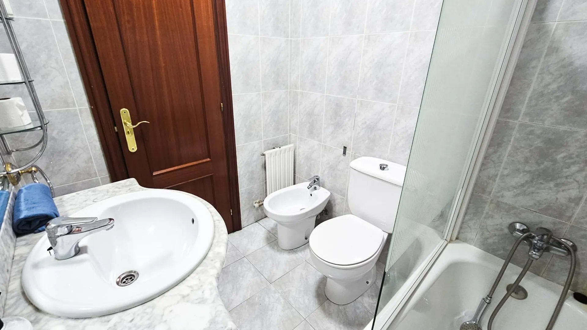 Centrico Y Amplio Piso En Bilbao Apartment 0*,